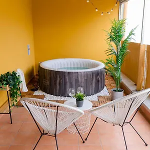 Appartamento Apulialux Center Loft Con & Netflix, Bari